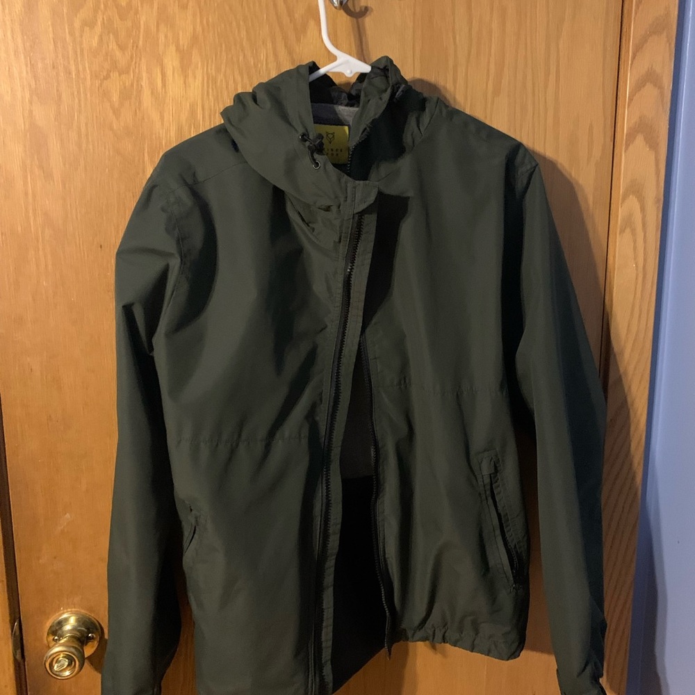 Windbreaker - Picture 3 of 3